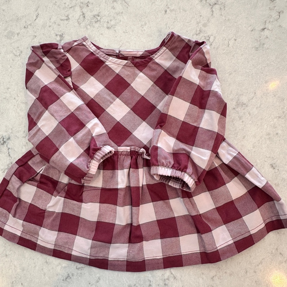 Carter’s 6 month checkered dress